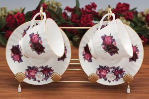 Stand For Two Cups & Saucers